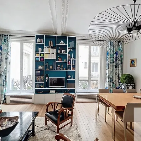 Magnificent Cosy And Romantic Apartment *